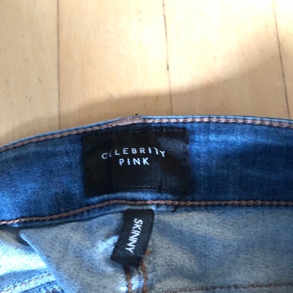 Celebrity pink skinny jeans! - Picture 5 of 6